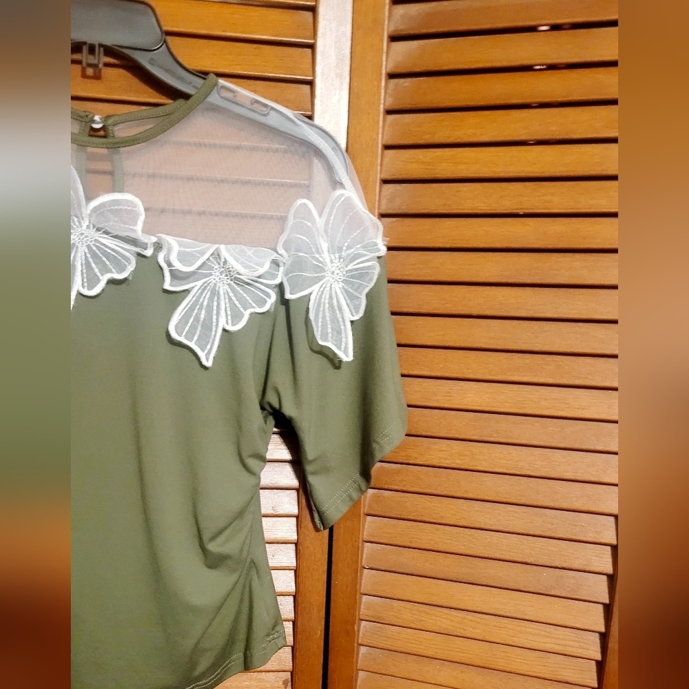 Olive Green Women's Top with Lace Appliqué - Picture 2 of 11